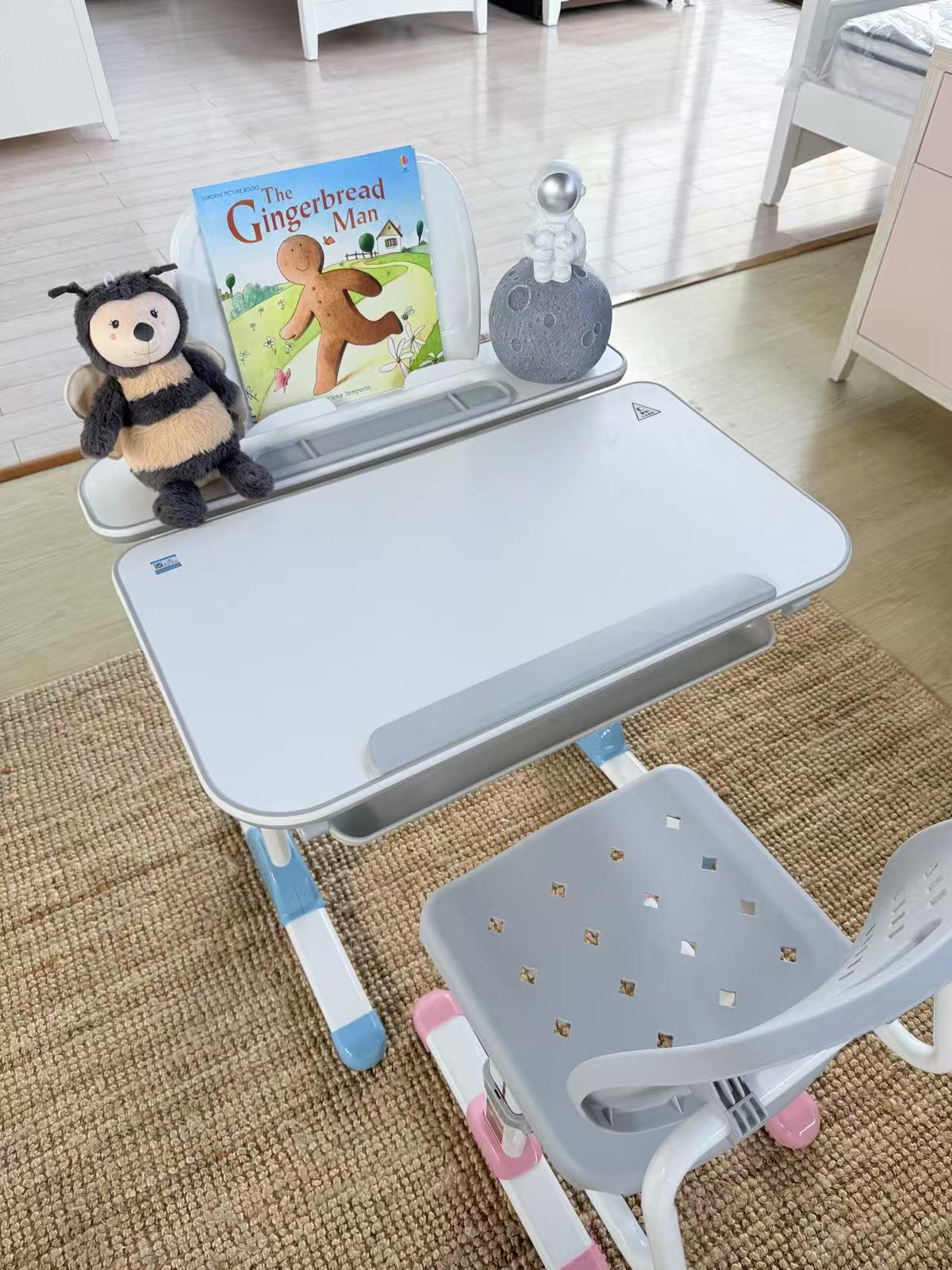 Big Paw Height Adjustable Kids Ergonomic Study Desk & Chair Set - Blue/Pink