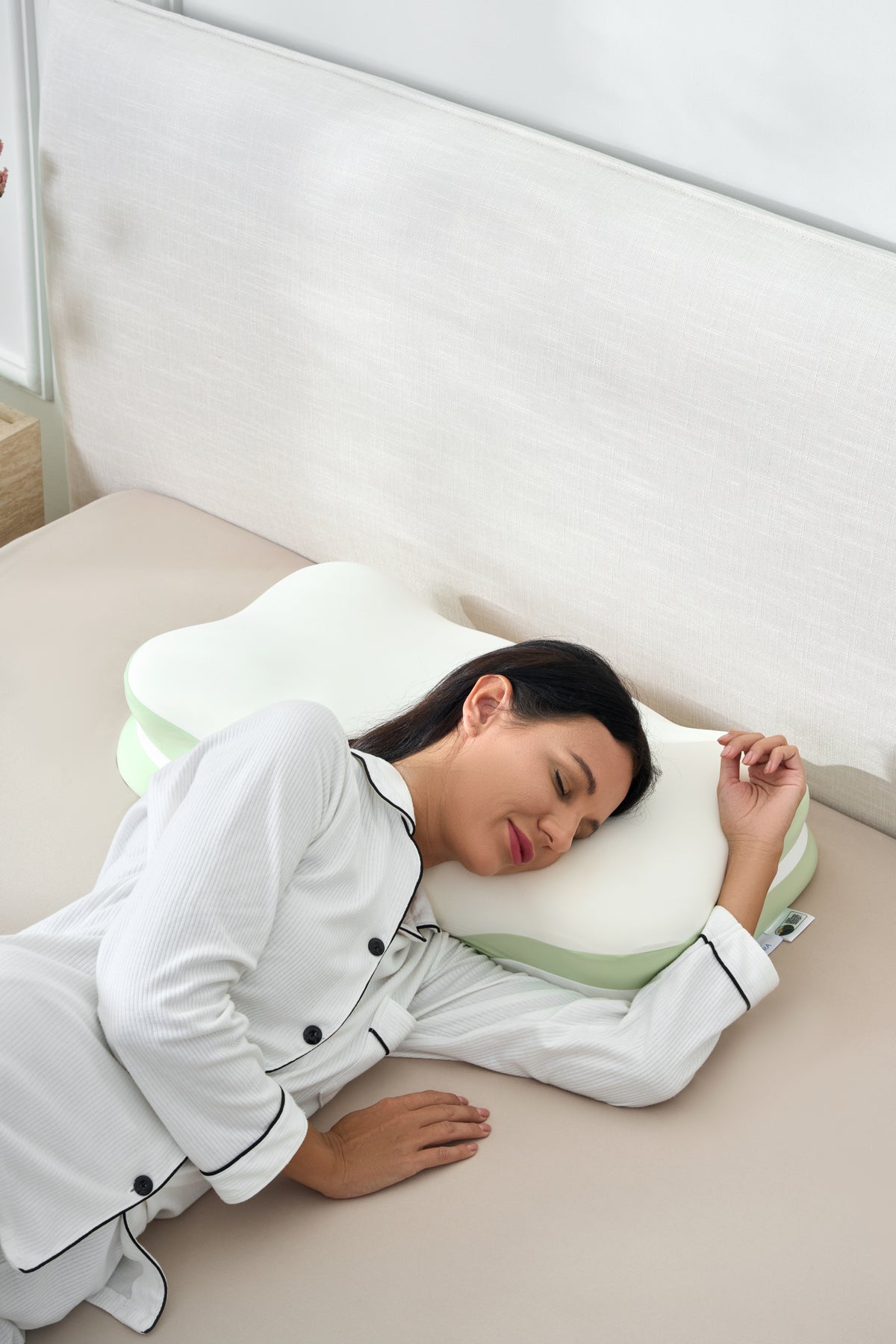 Calmora ErgoSupport Bio-Based Memory Foam Pillow